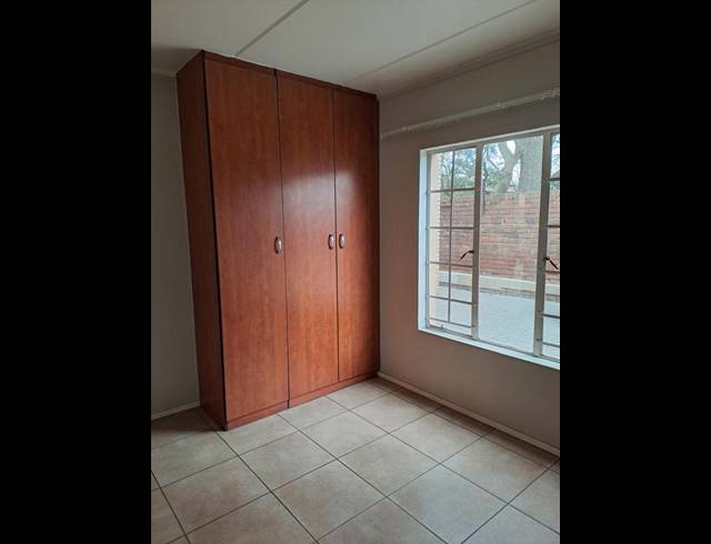 2 BEDROOM APARTMENT FOR SALE IN BENONI EXT